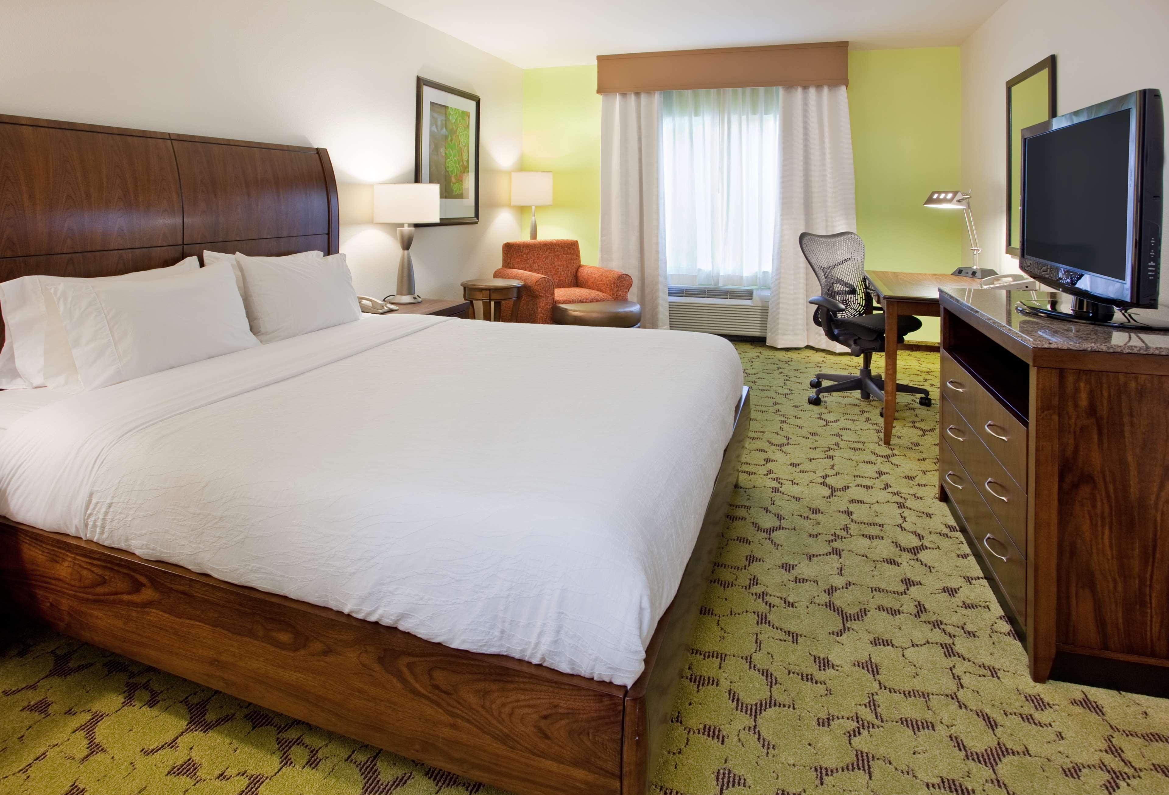 Hilton Garden Inn Boca Raton Bagian luar foto