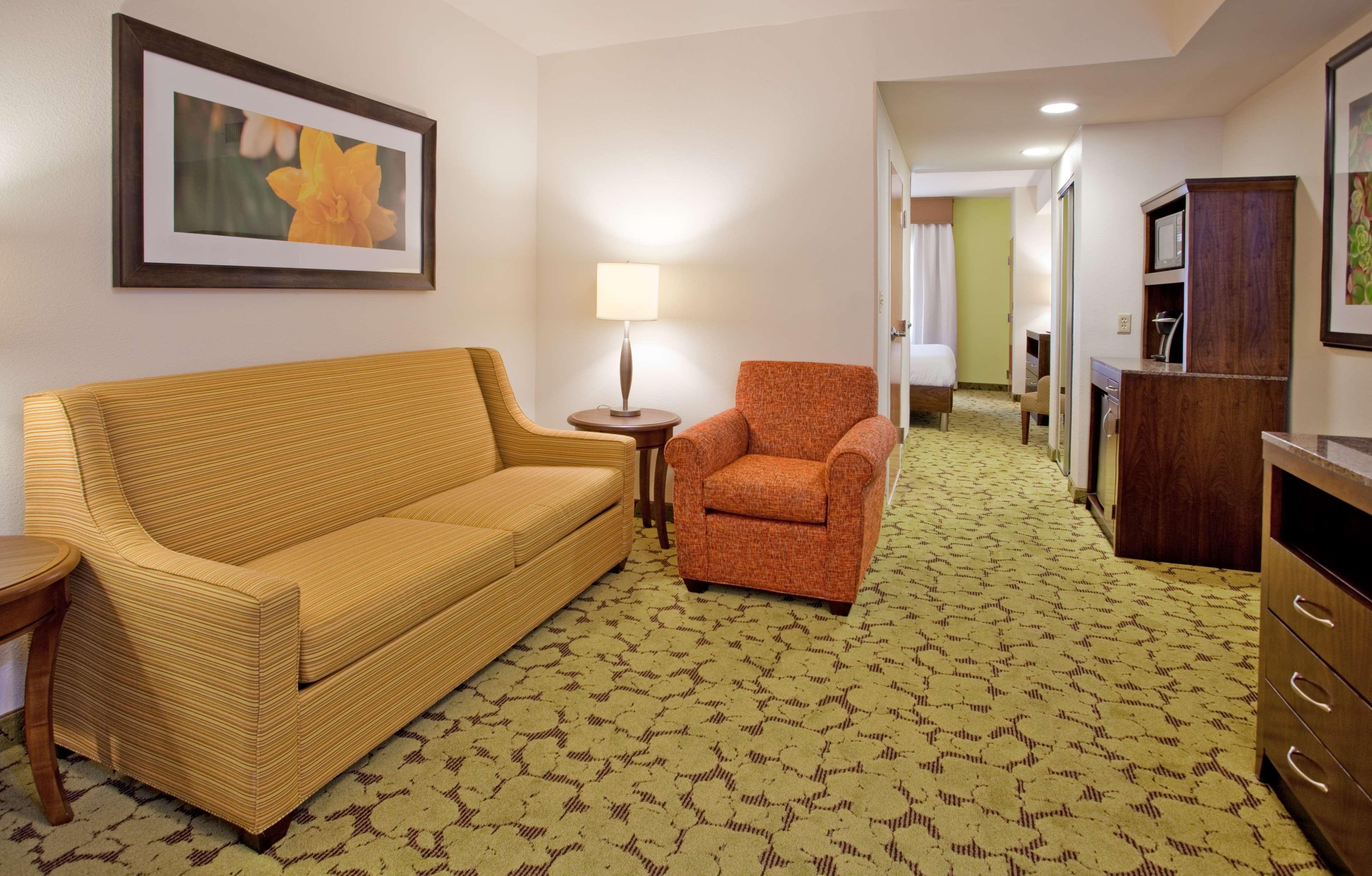 Hilton Garden Inn Boca Raton Bagian luar foto