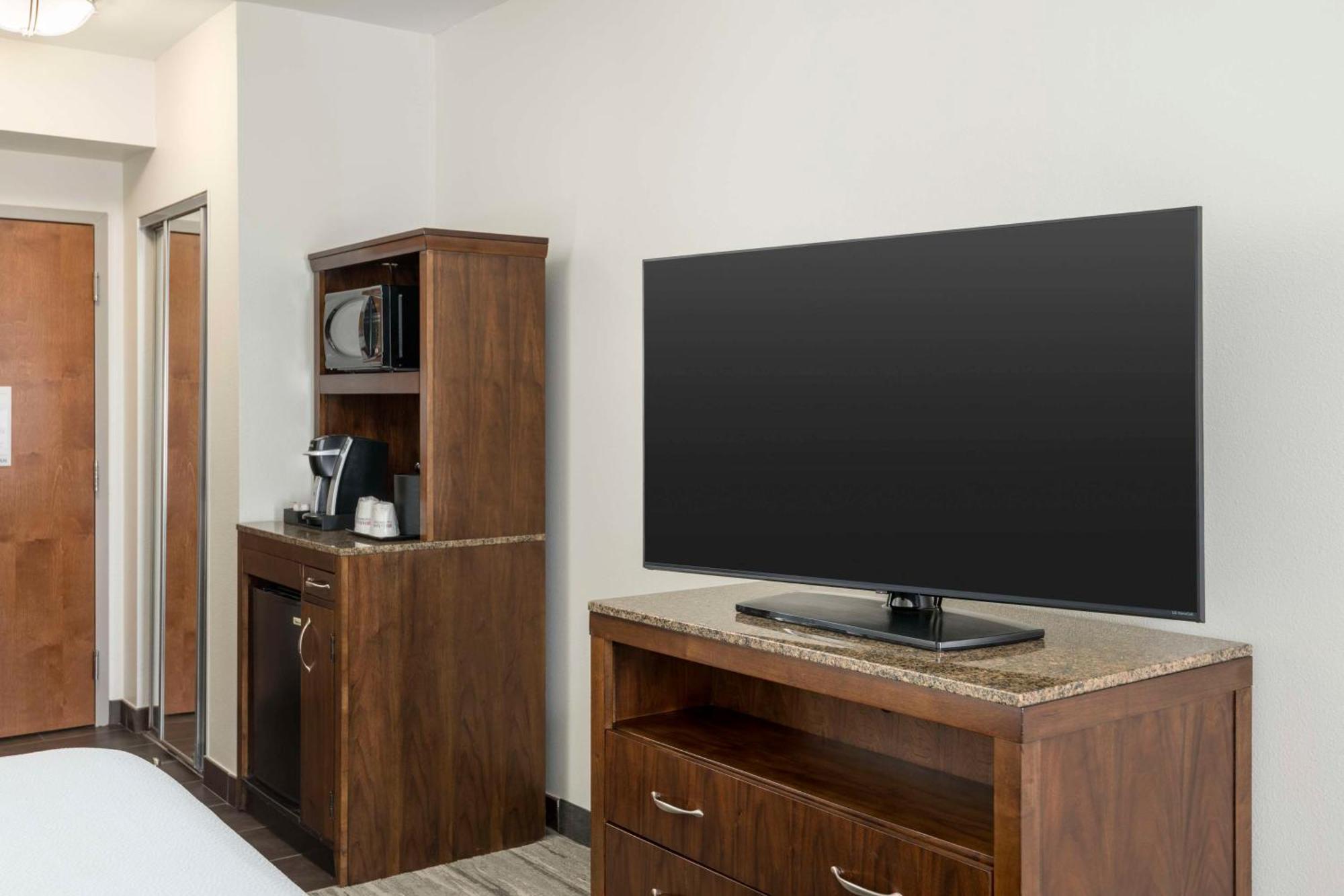 Hilton Garden Inn Boca Raton Bagian luar foto