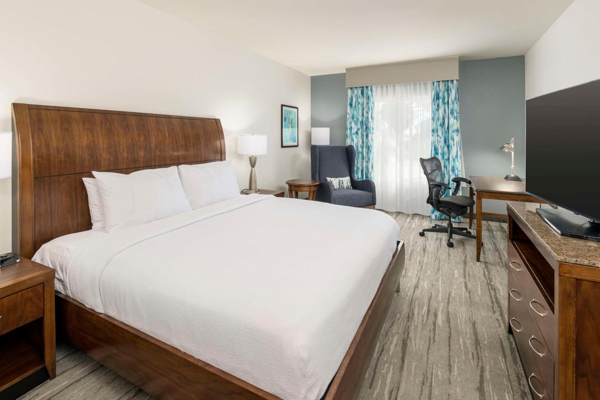 Hilton Garden Inn Boca Raton Bagian luar foto