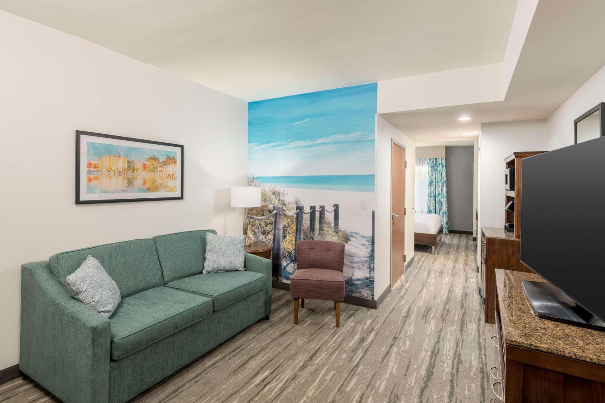 Hilton Garden Inn Boca Raton Bagian luar foto