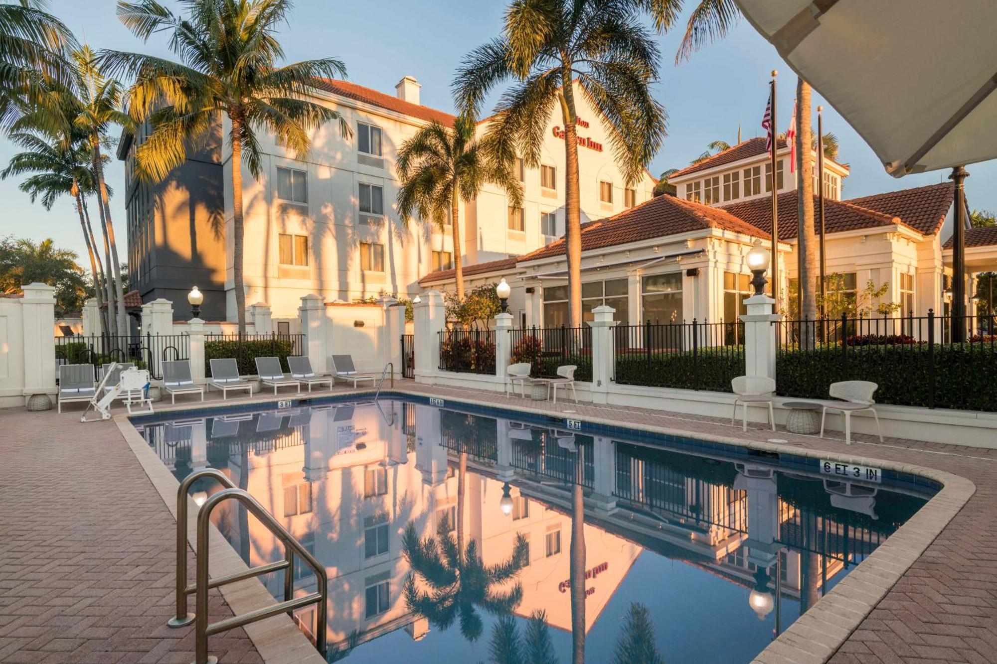 Hilton Garden Inn Boca Raton Bagian luar foto